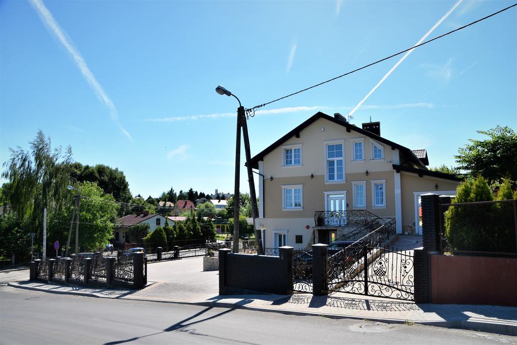 Willa Rozana - Apartamenty I Pokoje Goscinne Sandomierz Eksteriør bilde
